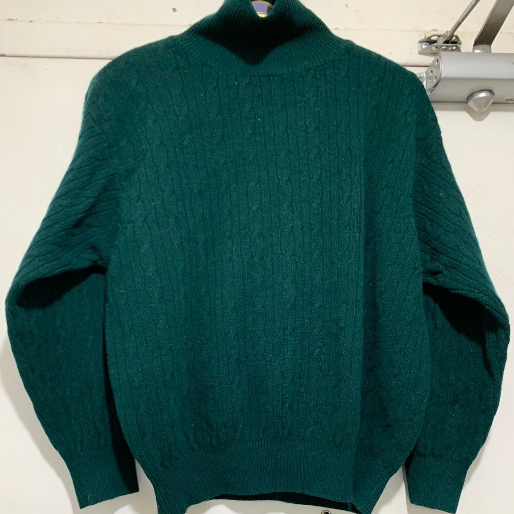 UNITED COLORS OF BENETTON TURTLENECK CABLE KNIT SWEATERS SIZE M